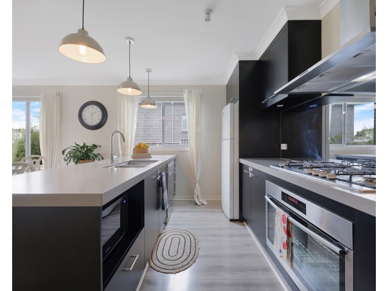 16 Renoir Drive, Warrnambool VIC 3280