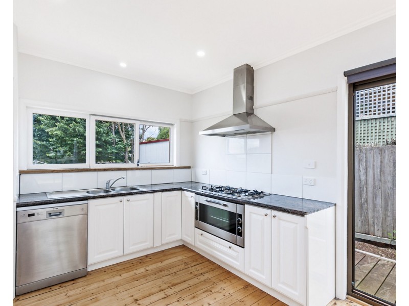 8 Kiama Avenue, Warrnambool VIC 3280