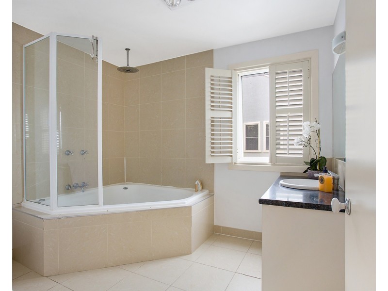 8 Barbro Terrace, Warrnambool VIC 3280
