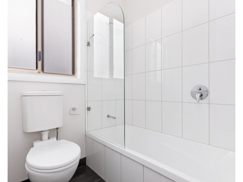 8 Kiama Avenue, Warrnambool VIC 3280