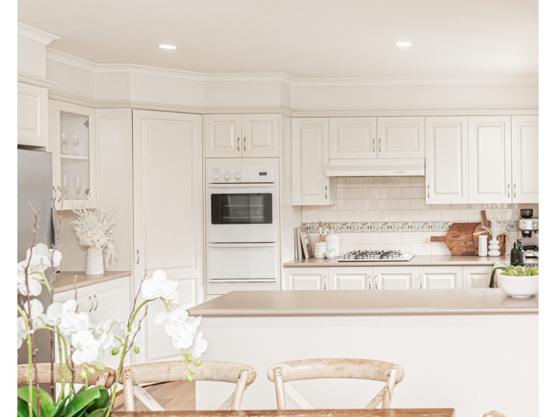 18 Evelyn Crescent, Warrnambool VIC 3280