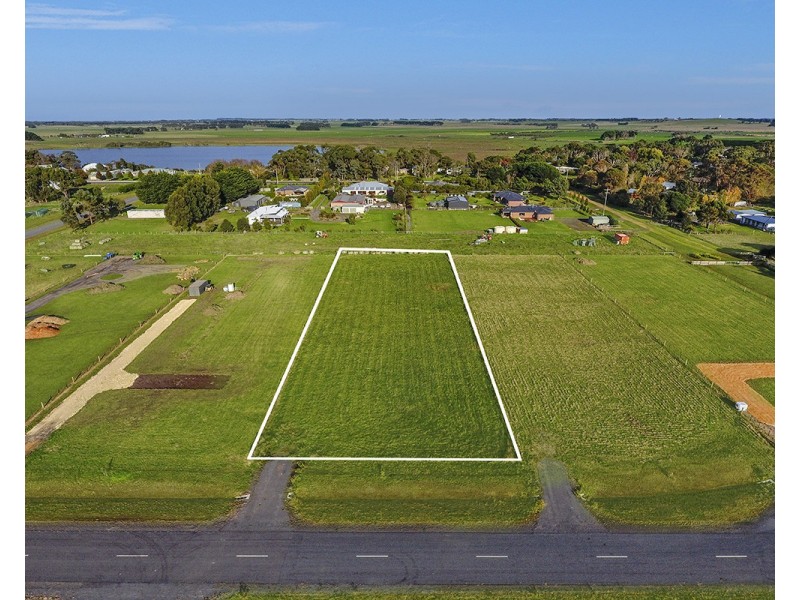 7 (Lot 3) McLaws Court, Winslow VIC 3281