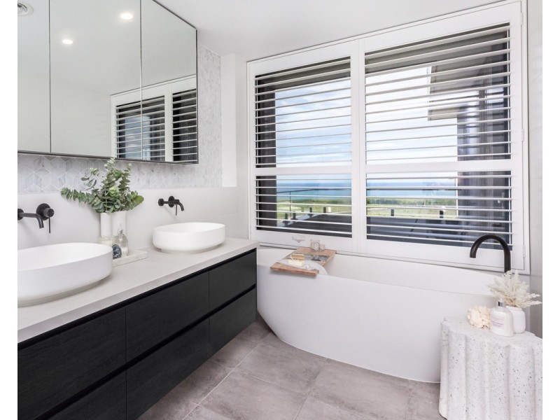 8 Whale Avenue, Warrnambool VIC 3280