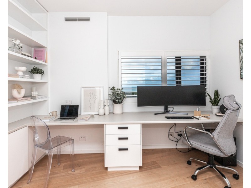 8 Whale Avenue, Warrnambool VIC 3280