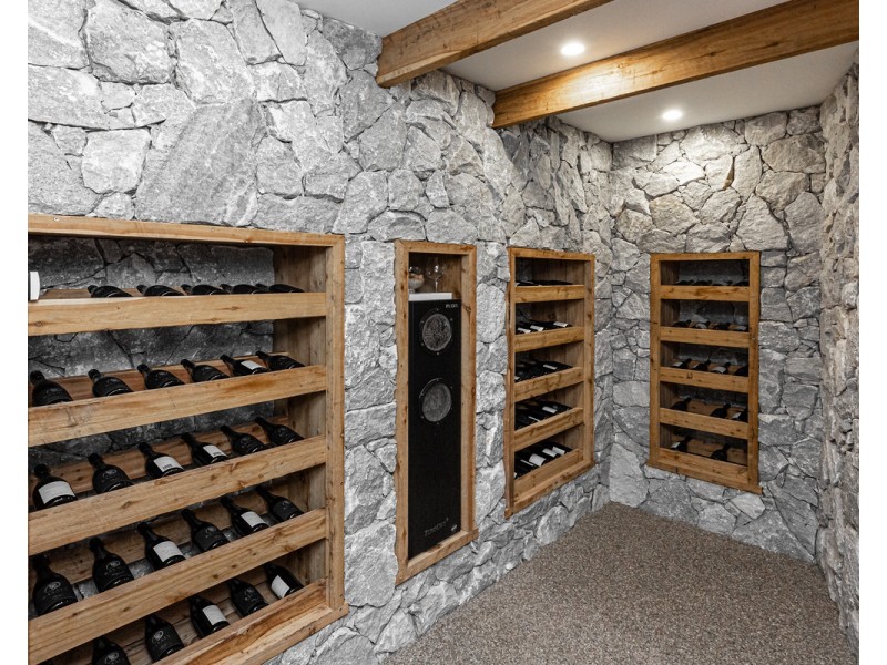 8 Whale Avenue, Warrnambool VIC 3280