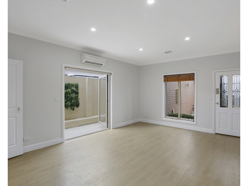 44 Mickle Crescent, Warrnambool VIC 3280