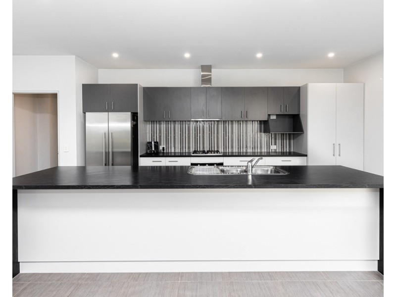 25 Roxburgh Court, Warrnambool VIC 3280