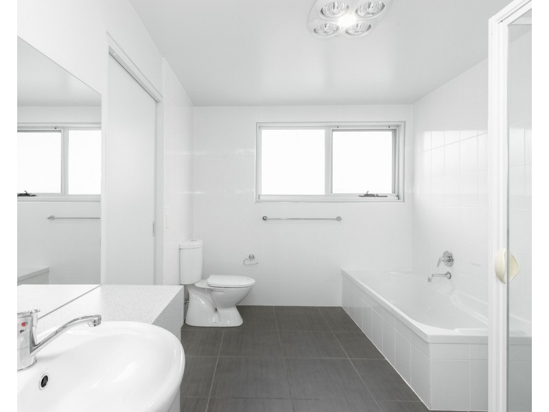 25 Roxburgh Court, Warrnambool VIC 3280