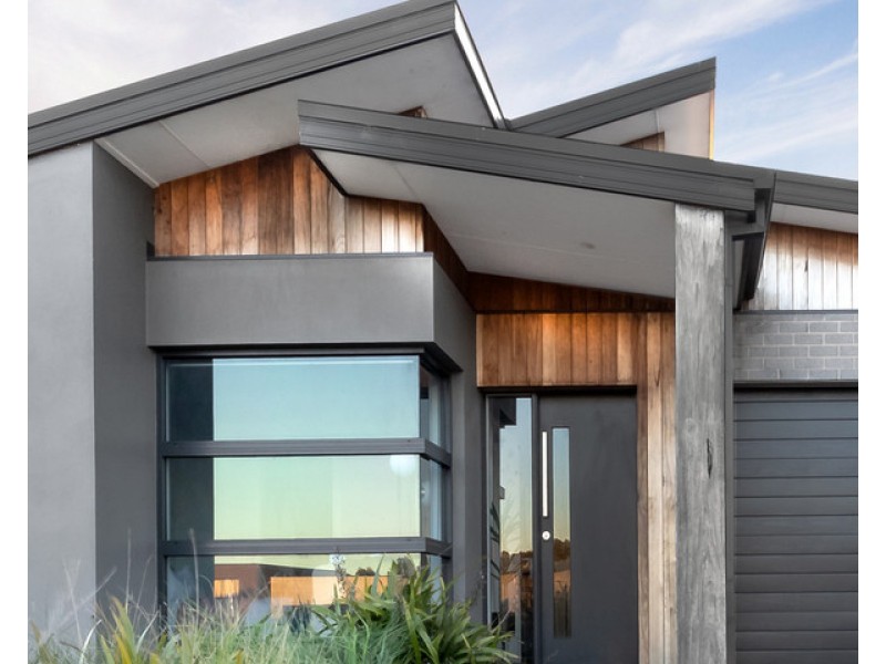 4 Southern Ocean Boulevard, Warrnambool VIC 3280