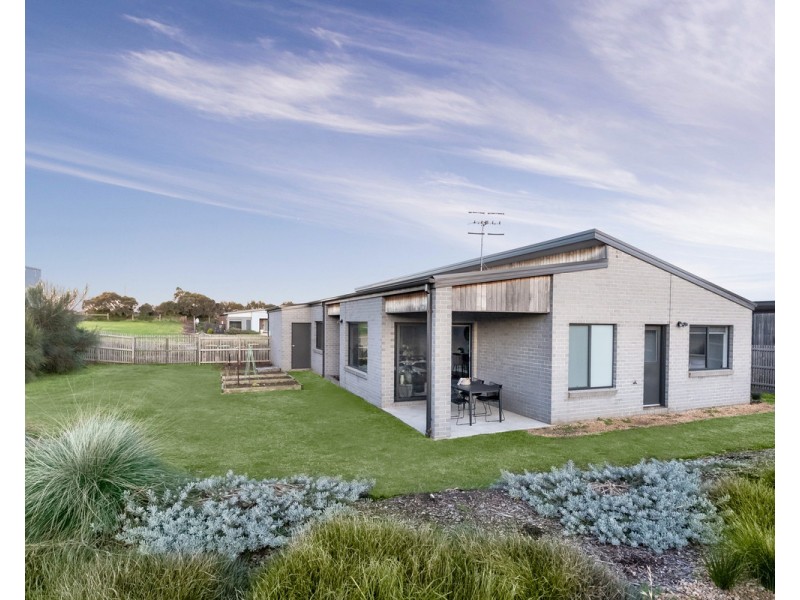 4 Southern Ocean Boulevard, Warrnambool VIC 3280