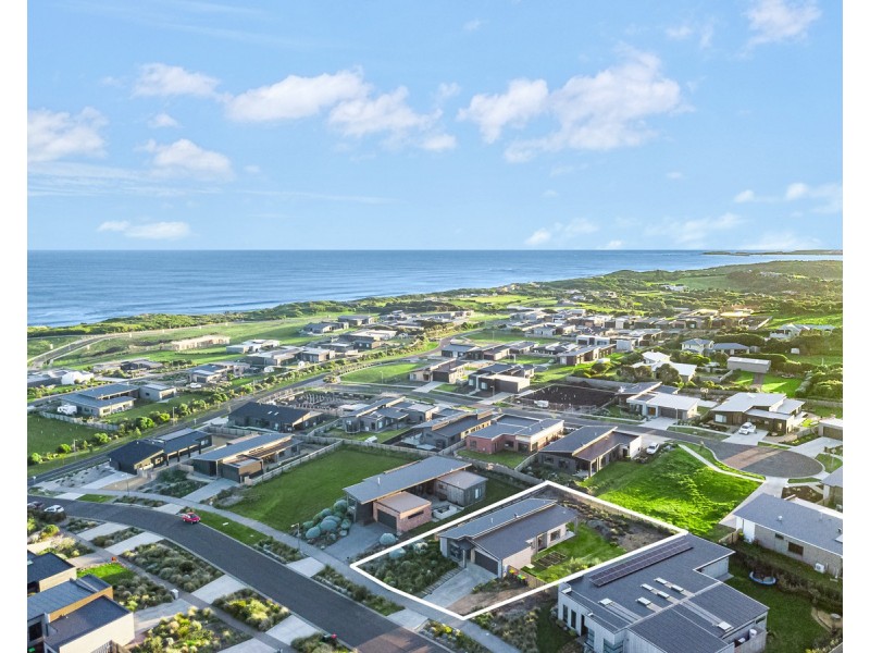 4 Southern Ocean Boulevard, Warrnambool VIC 3280