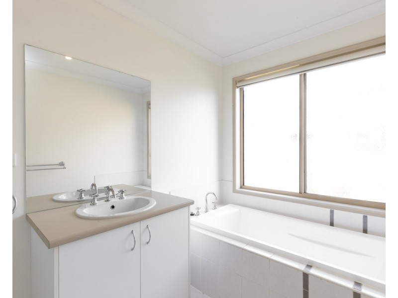 9 McPherson Crescent, Warrnambool VIC 3280