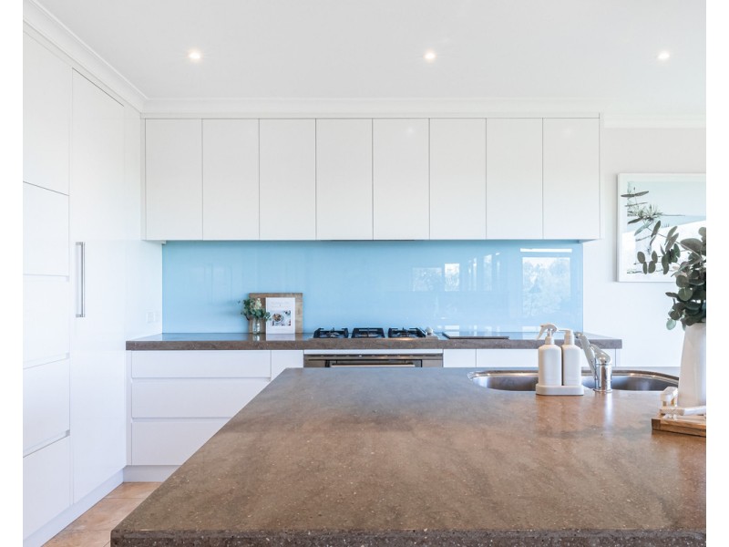 84 Andersons Road, Tower Hill VIC 3283