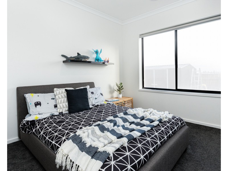 17 Goldstraw Esplanande, Warrnambool VIC 3280