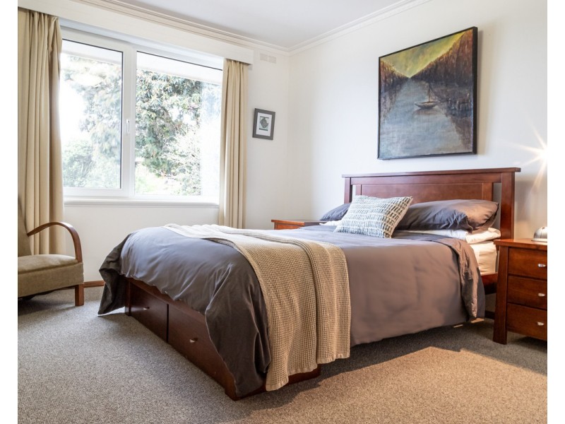 21 Shirley Grove, Warrnambool VIC 3280