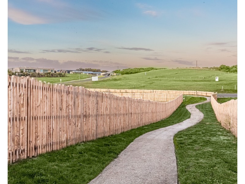 2 Bass Close, Warrnambool VIC 3280