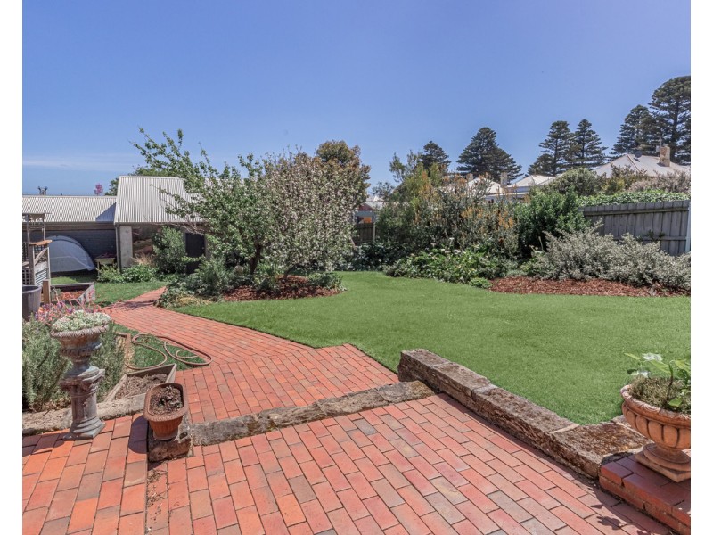 15 Redford Street, Warrnambool VIC 3280