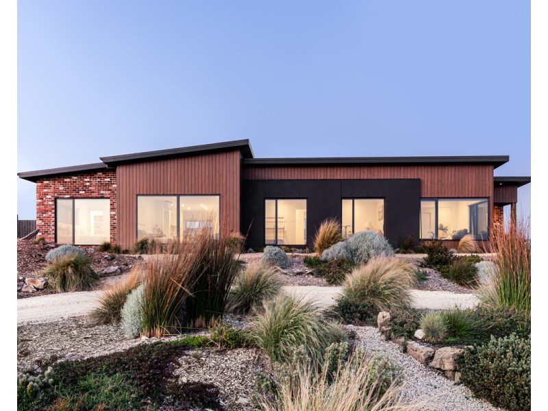 6 Whale Avenue, Warrnambool VIC 3280