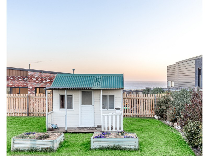 6 Whale Avenue, Warrnambool VIC 3280