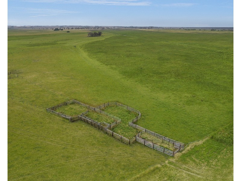 Lake Gorrie Road, Macarthur VIC 3286