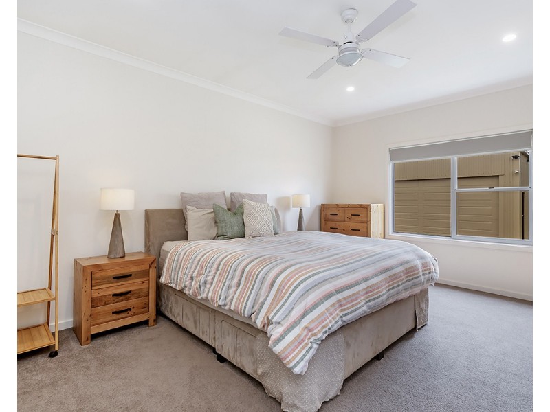 64 Mitchell Street, Cobden VIC 3266