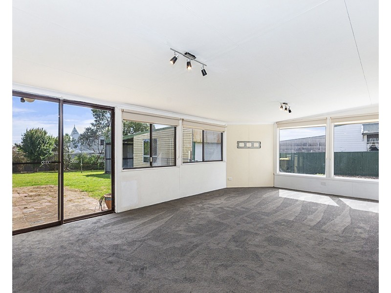 98 Baynes Street, Terang VIC 3264