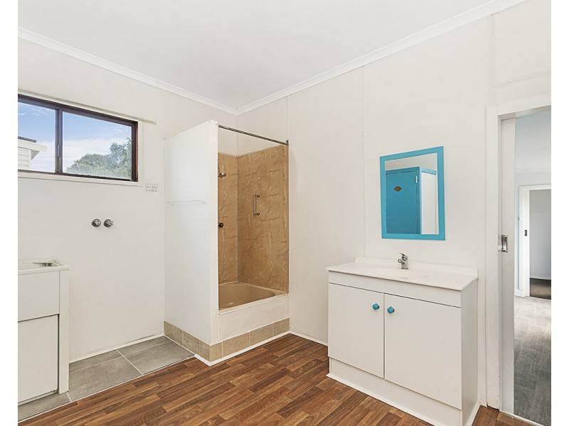 98 Baynes Street, Terang VIC 3264