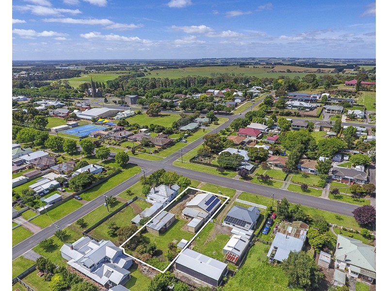 98 Baynes Street, Terang VIC 3264