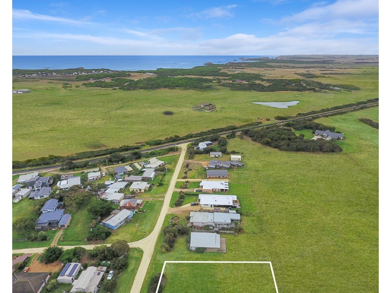 8 Antares Street, Peterborough VIC 3270