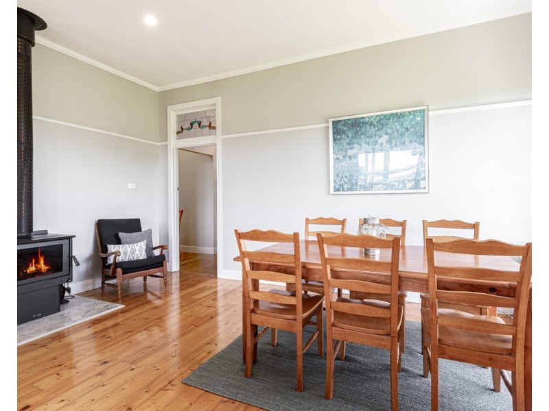 23 Valleyview Road, Bushfield VIC 3281
