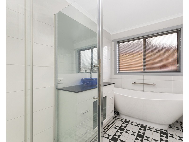 32 Evelyn Crescent, Warrnambool VIC 3280