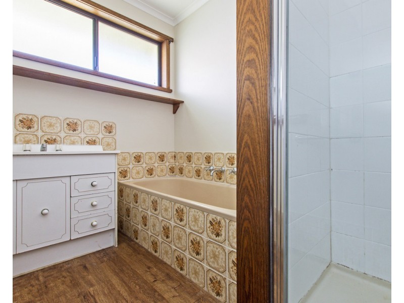 39 Ziegler Parade, Allansford VIC 3277