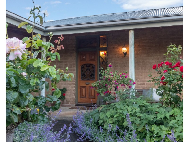 62 Bridge Road, Bushfield VIC 3281