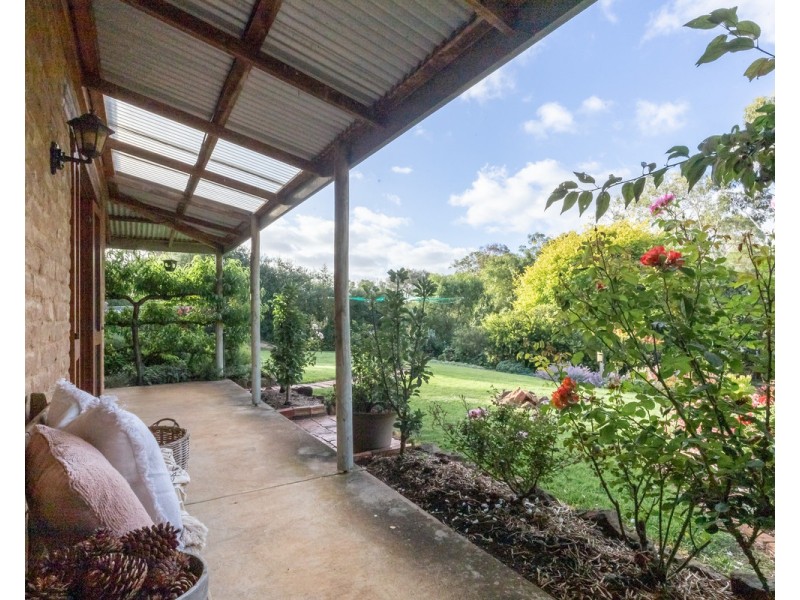 62 Bridge Road, Bushfield VIC 3281