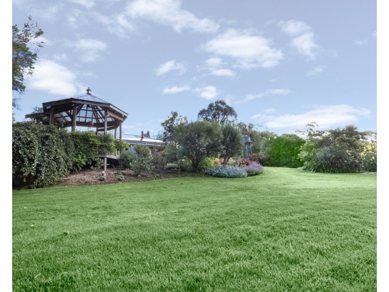 62 Bridge Road, Bushfield VIC 3281