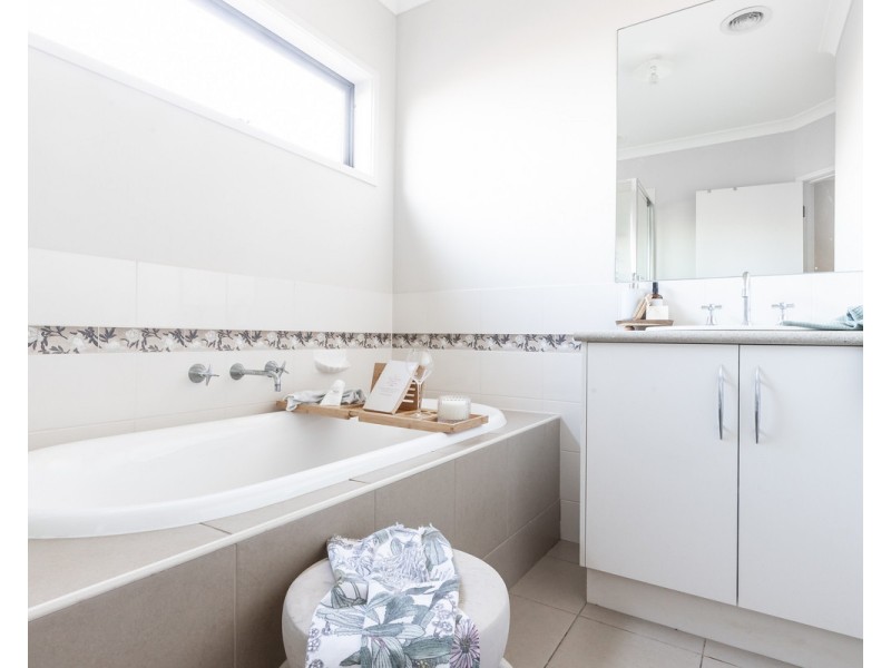 8 O’Sullivan Drive, Warrnambool VIC 3280