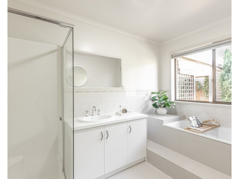 5 Maneroo Court, Warrnambool VIC 3280