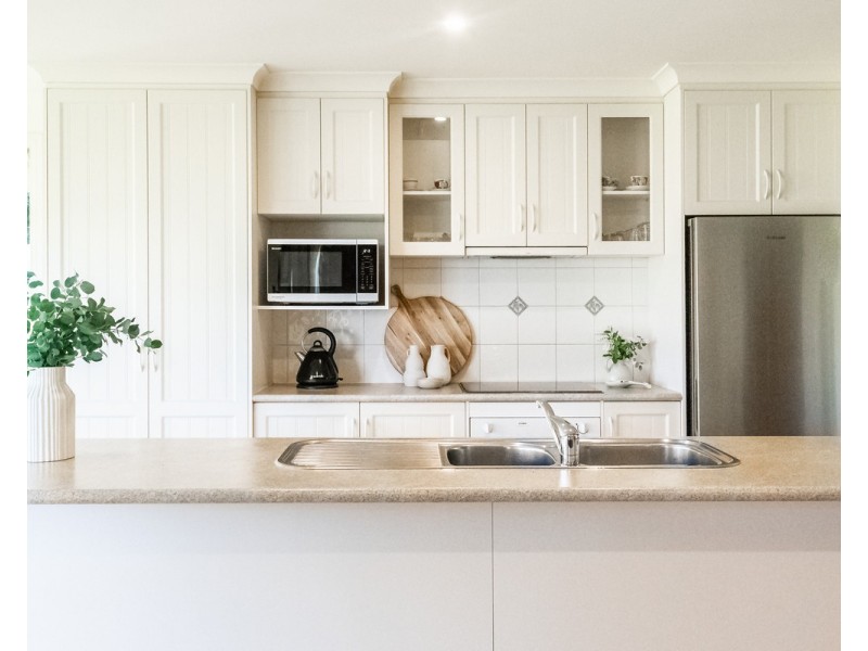 955 Tower Hill Road, Illowa VIC 3282