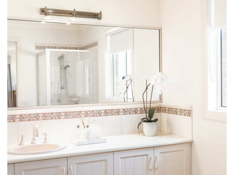 955 Tower Hill Road, Illowa VIC 3282