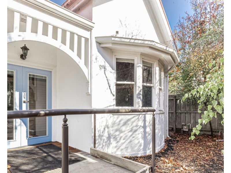 1 Canterbury Road, Warrnambool VIC 3280