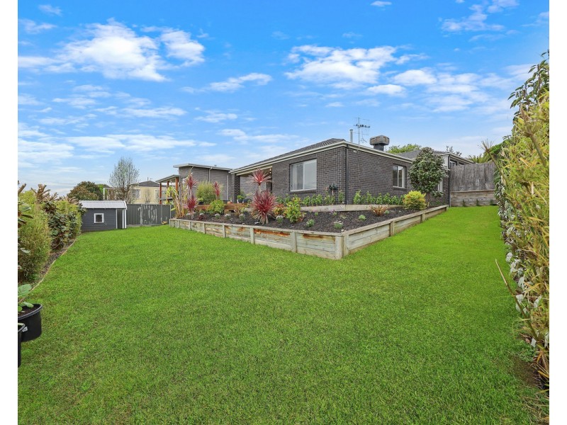 16 Renoir Drive, Warrnambool VIC 3280