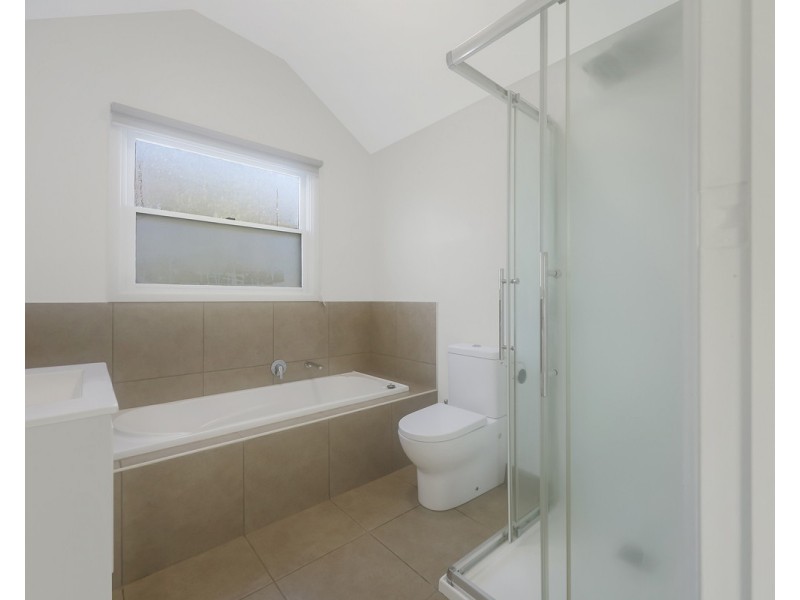24 Canterbury Road, Warrnambool VIC 3280