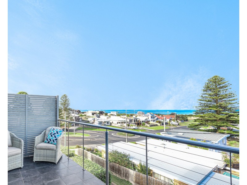 2 Bayview Terrace, Warrnambool VIC 3280