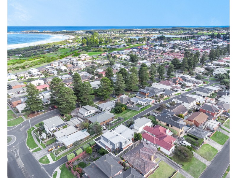 2 Bayview Terrace, Warrnambool VIC 3280