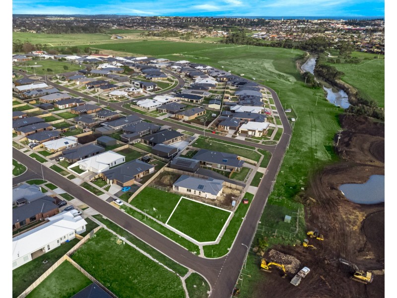 52 Waldock Way, Warrnambool VIC 3280