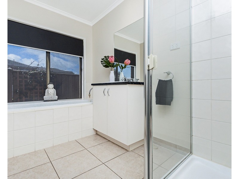 11 Booval Drive, Warrnambool VIC 3280