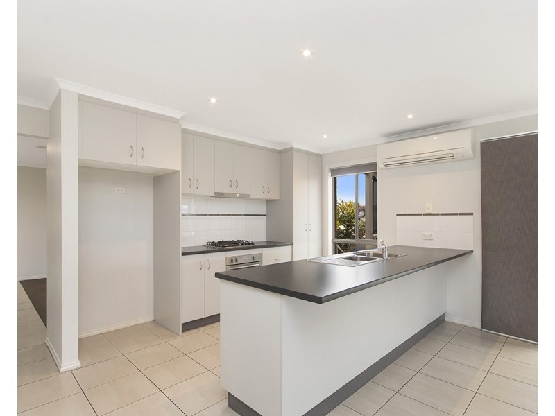 45 Adrianna Crescent, Dennington VIC 3280