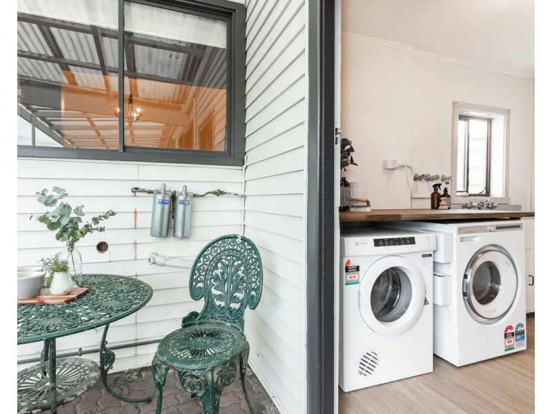 108 Ziegler Parade, Allansford VIC 3277