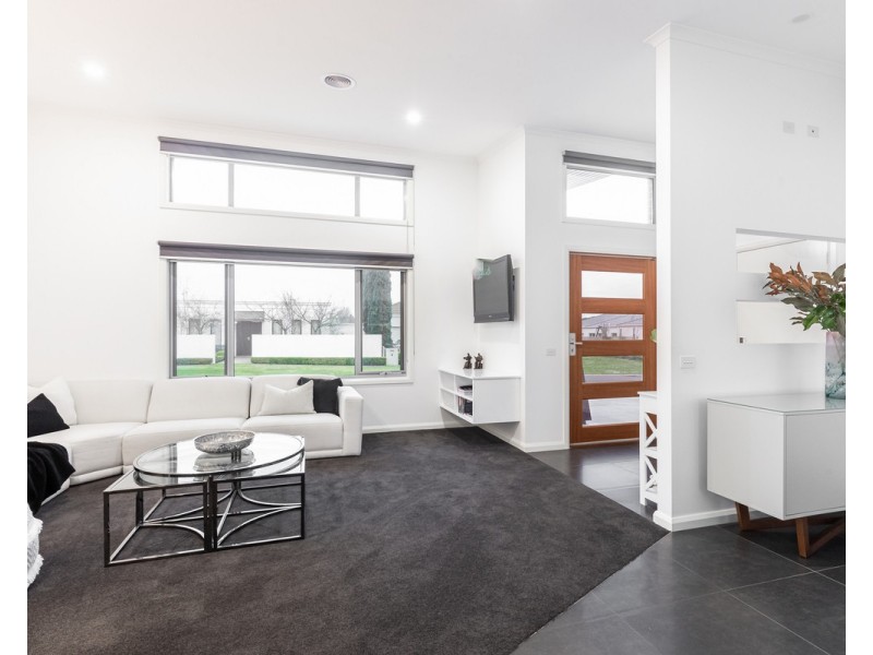 14 Sovereign Court, Warrnambool VIC 3280