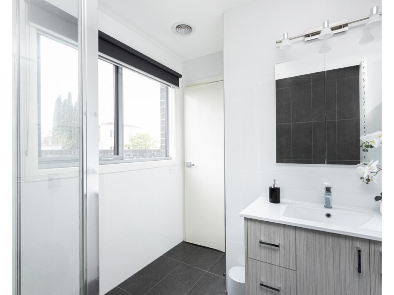 14 Sovereign Court, Warrnambool VIC 3280